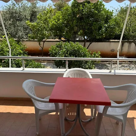 Augustus Hotel