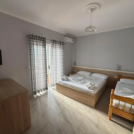 Augustus 3* Dhërmi
