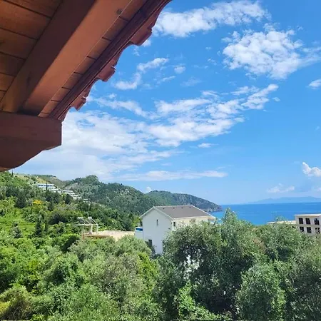 Augustus 3* Dhërmi
