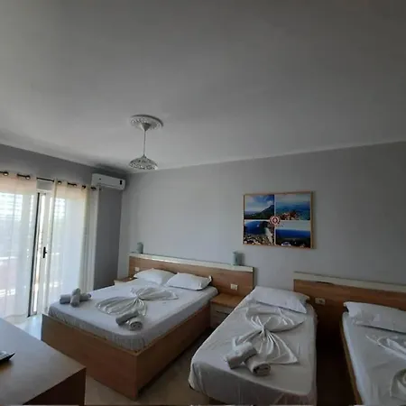 Hotel Augustus Dhërmi
