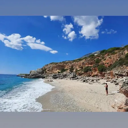 Augustus 3* Dhërmi